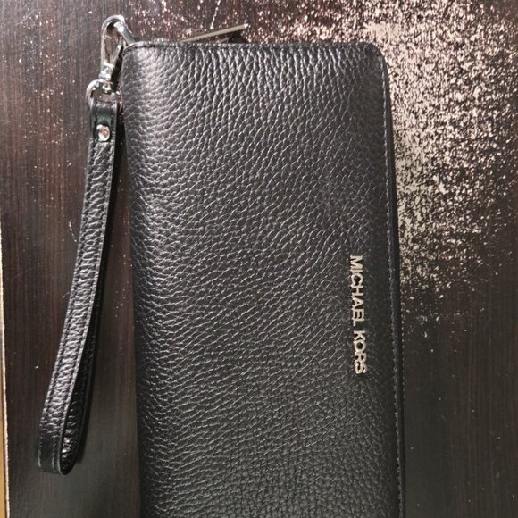 Wallet - Picture 1 of 1